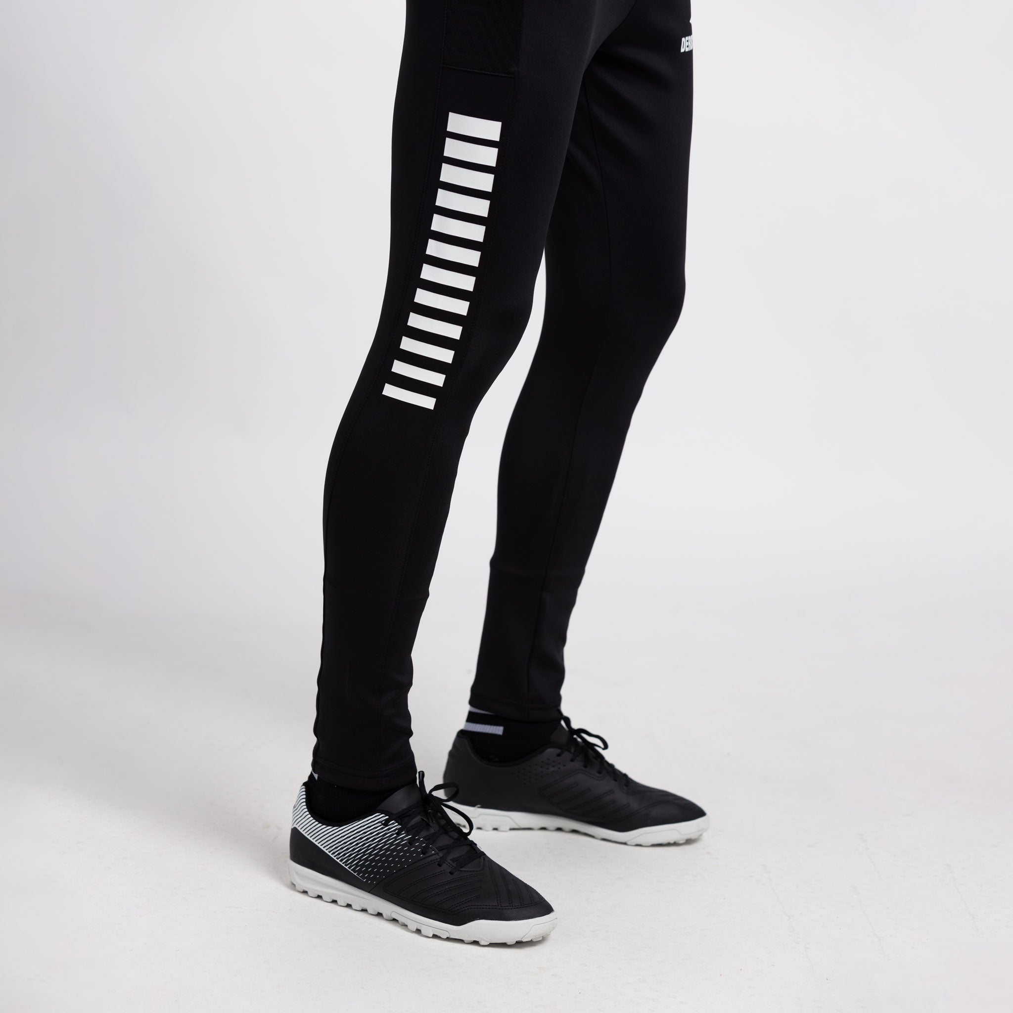 Primo Trainingshose Slim v24 #farbe_schwarz/weiß #farbe_schwarz/weiß